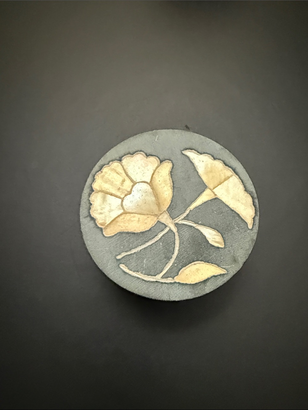 Handcrafted Floral jewelry case in Cream and Gray - Unbranded